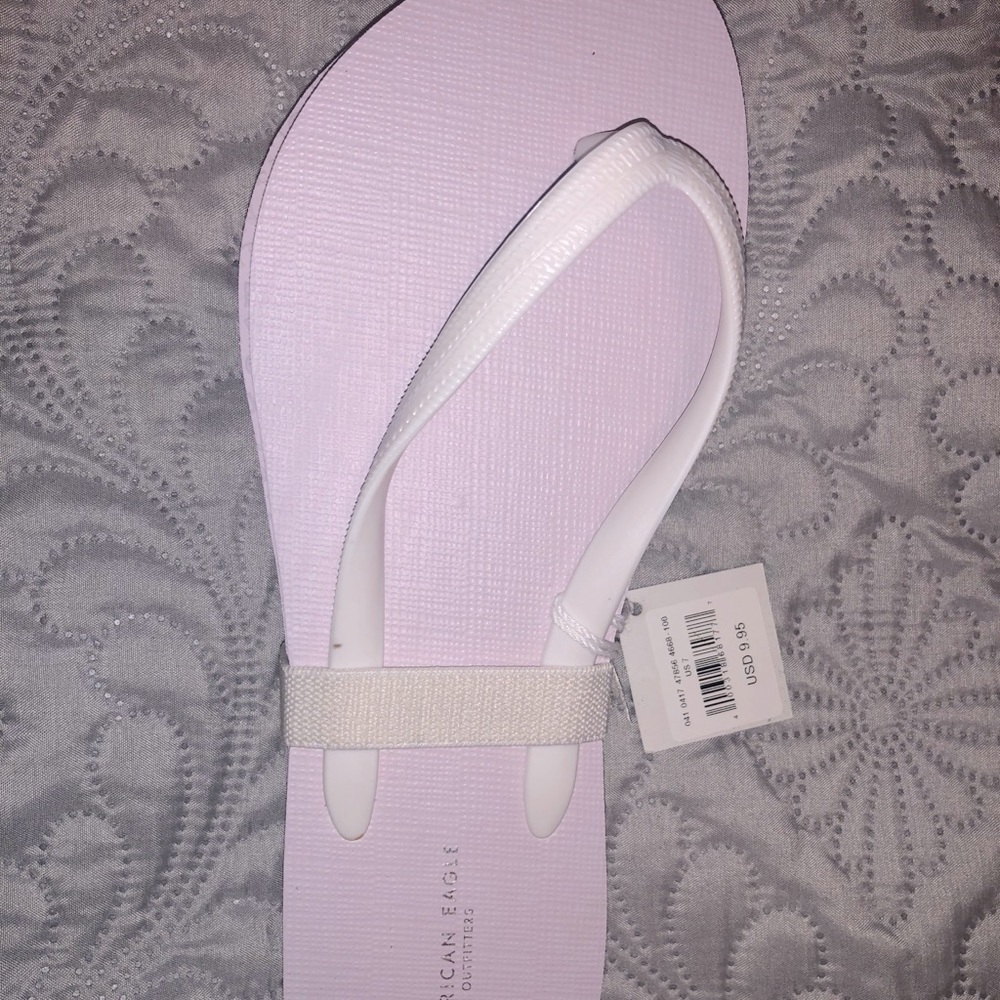American Eagle Flip Flops